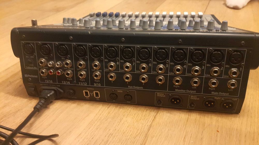 Mikser presonus  16.0.2 Studio Live
