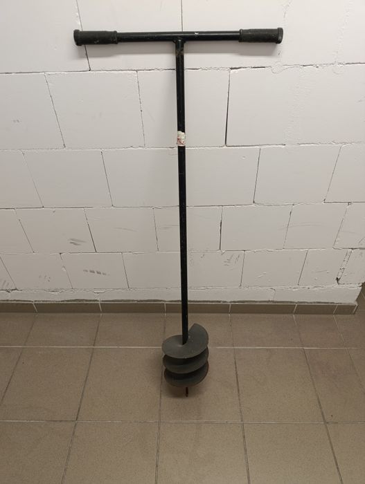 Wiertnica ręczna, świder ręczny