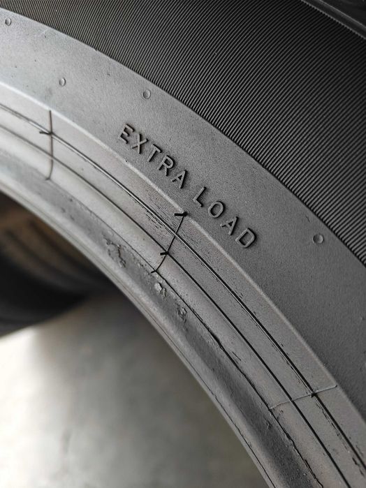 r19 255 45 Pirelli Powergy шини літні 24-й рік фото справжні