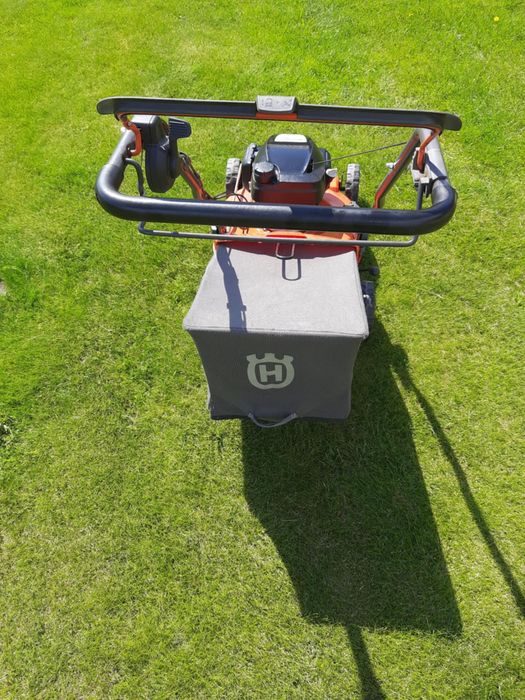 Sprzedam kosiarkę husqvarna LC356VP