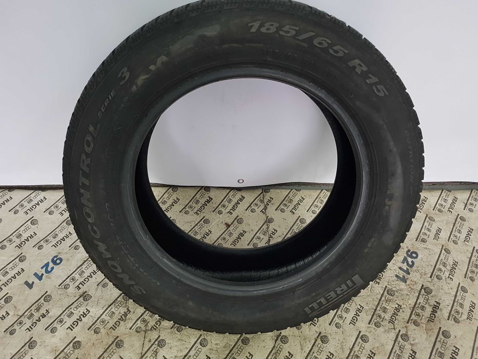 Opona Pirelli Snow Control Serie 3  185/65R15  185/65/15