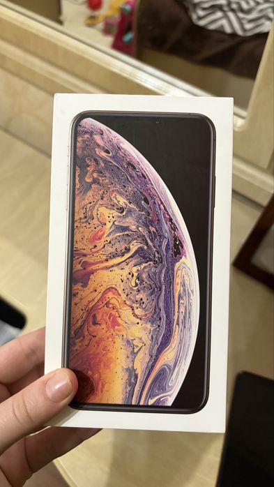 Айфон XS max на 64 Gb