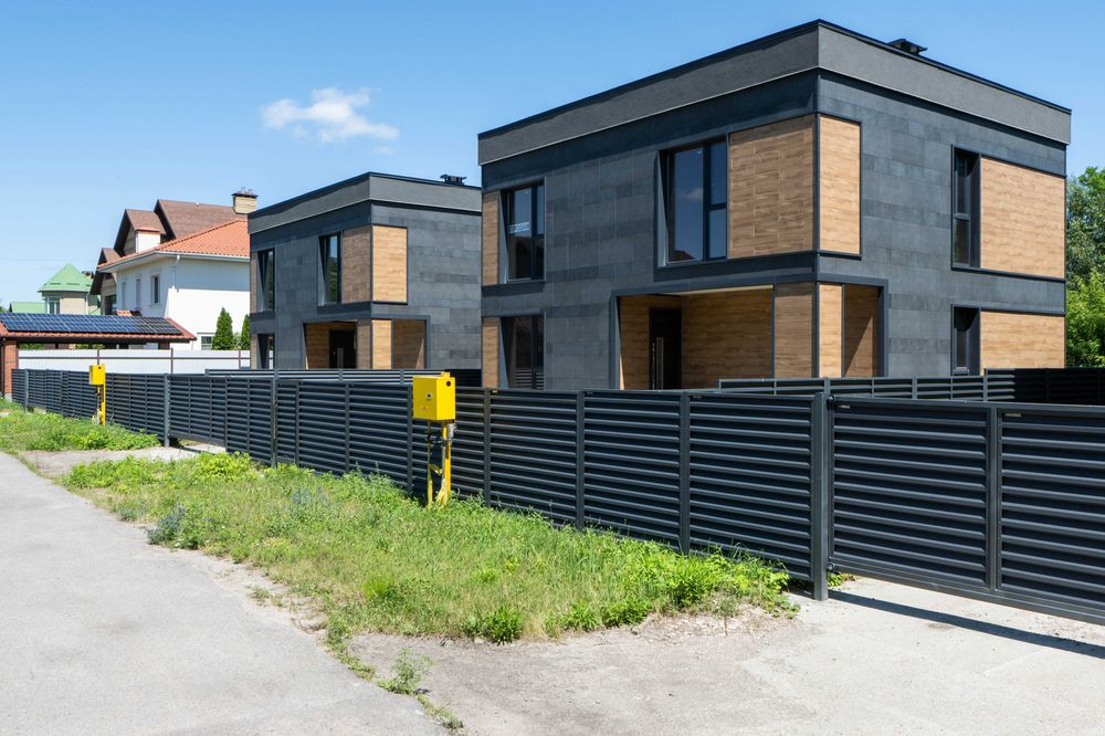 Продаж сучасний будинок 168 м² у стилі High-Tech, 6 соток, КМ «Quiet Place», Чапаївка, Голосіївський р-н, Київ
