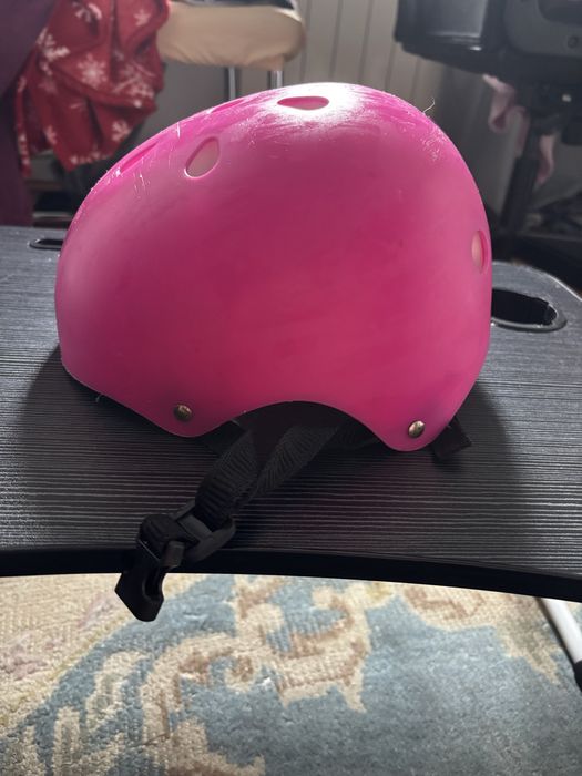 Kask dziecięcy.