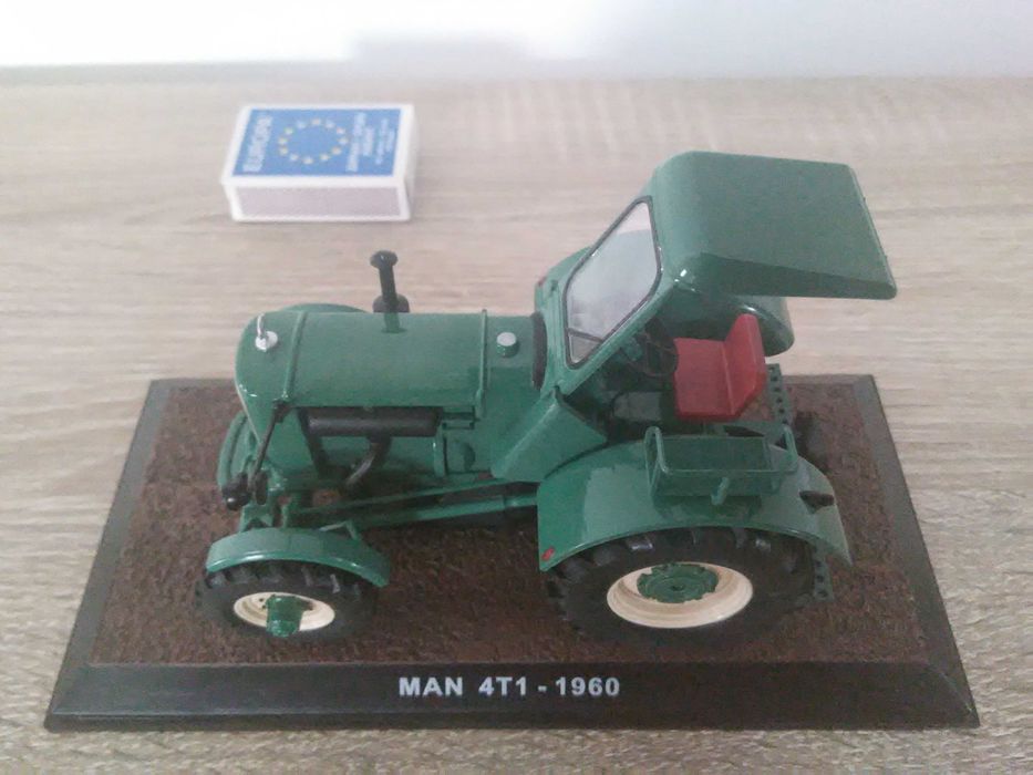 model traktor 1960 ciągnik rolniczy 1:32 retro Ursus Zetor zabytek 43