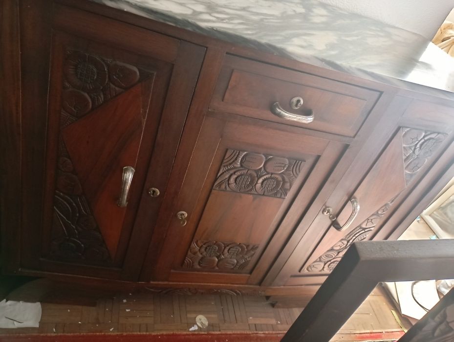 Móveis antigos de sala