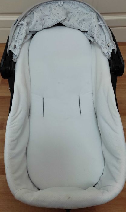 Vendo carrinho de bebê trio pack sprint da Chicco