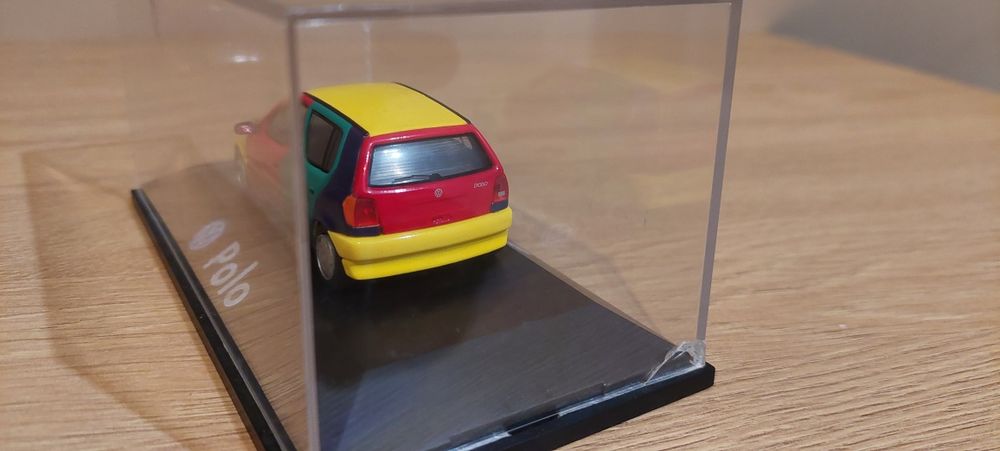 Model 1:43 Volkswagen Vw Polo Harlekin