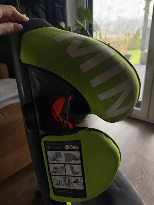 Fotelik dziecięcy BMW / MINI z ISOFIX