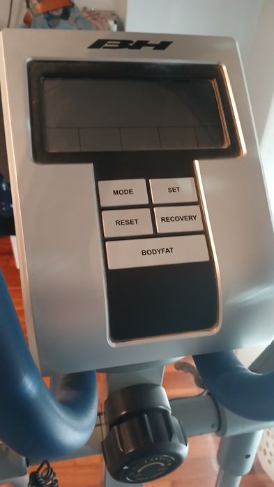 Elitica em muito bom estado