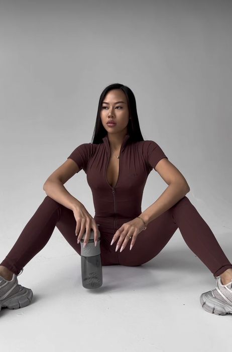 Комбінезон спортивний коричневий, S