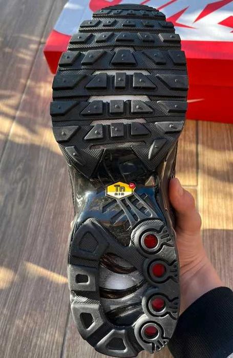 Air_Max_TN_Plus_Czarny 40