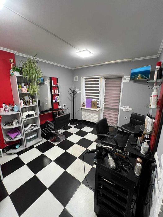 Продам перукарню приміщення під бізнес