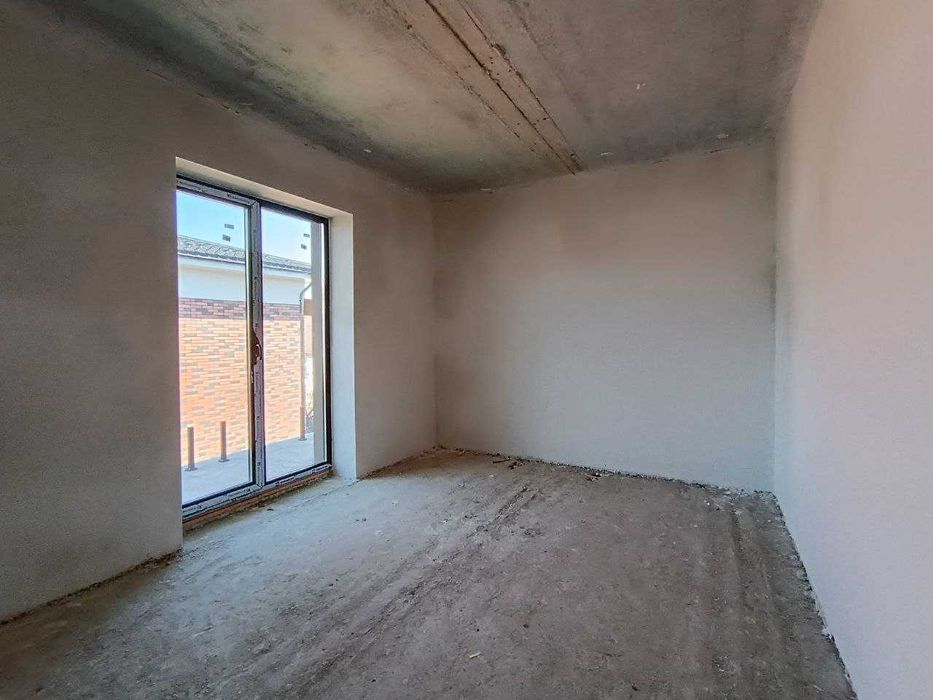 Дуплекс з гаражем у Вовчинцях, 140м2, та ділянкою 2,5сот.