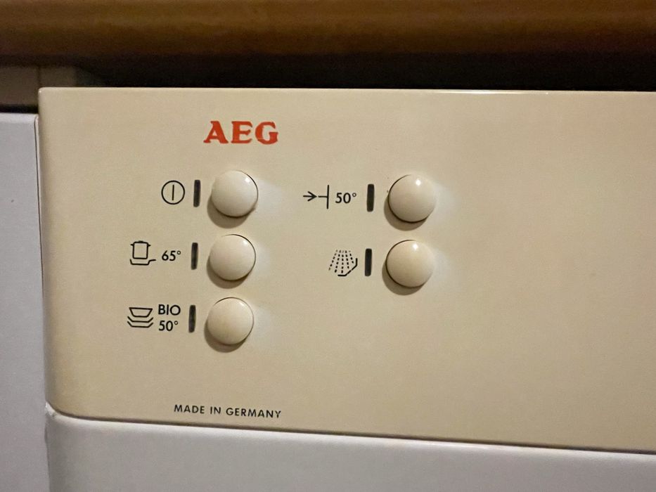 Máquina de Lavar Loiça AEG ÖKO_FAVORIT 40700W – Funciona