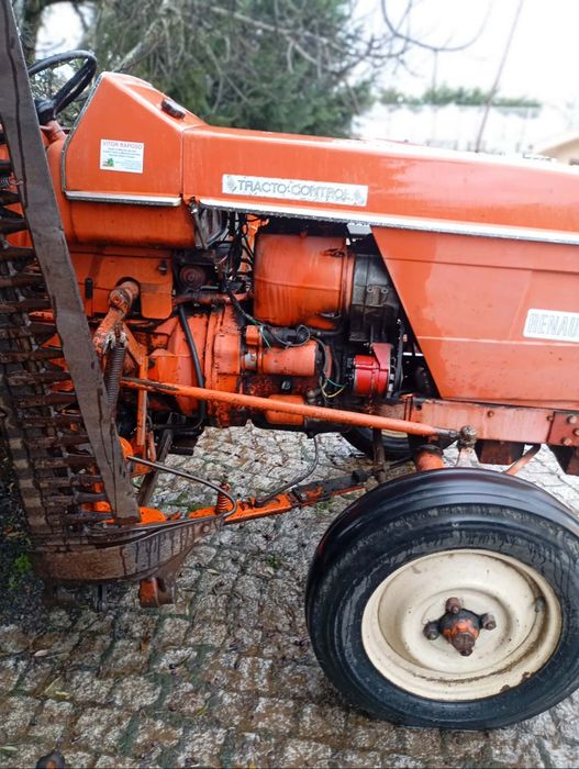 Trator renault  venda
