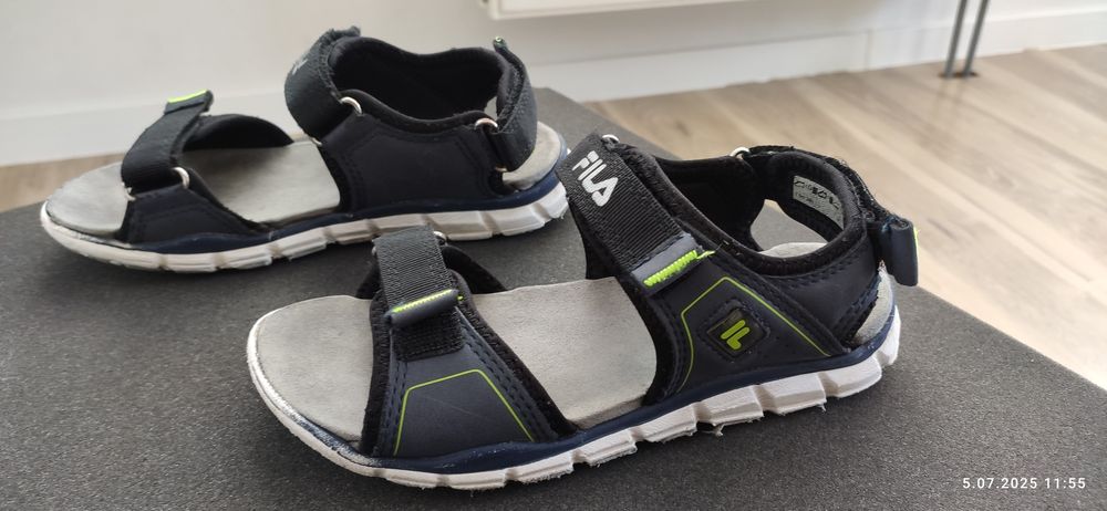 Sandałki FILA r.33