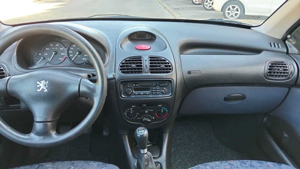 Peugeot 206 Impecável