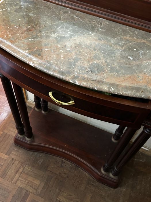 Consola/mesa de apoio com tampo em pedra