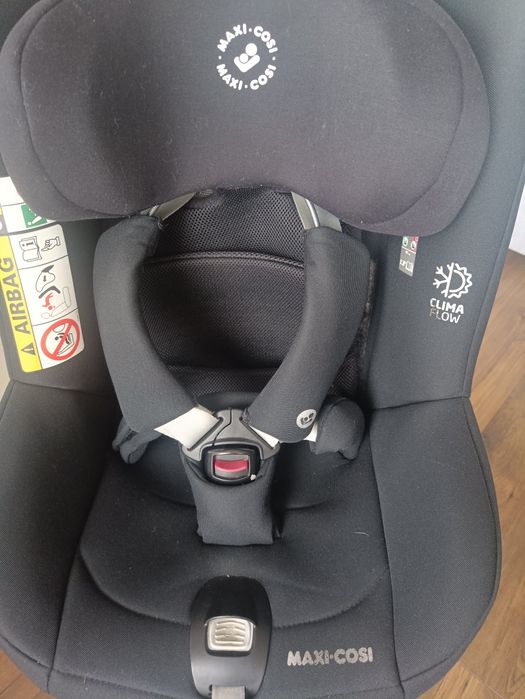 Fotelik samochodowy Maxi Cosi I-size z baza