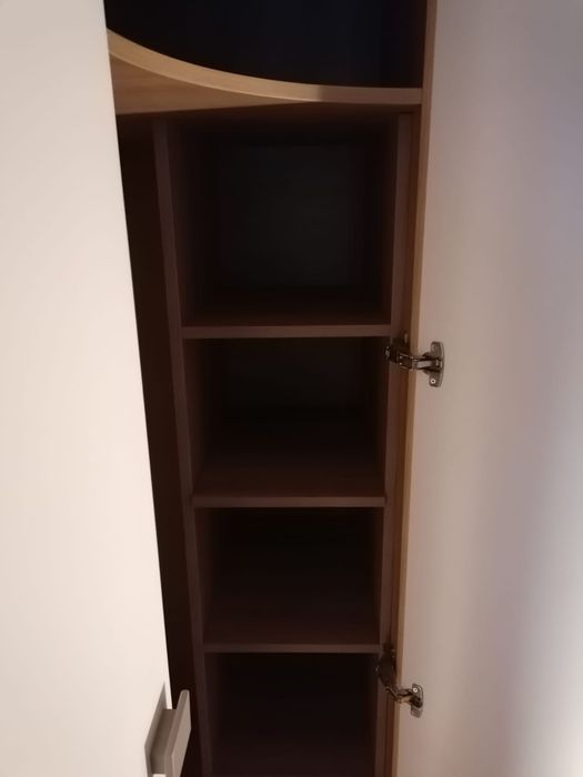 Roupeiro de canto para quarto