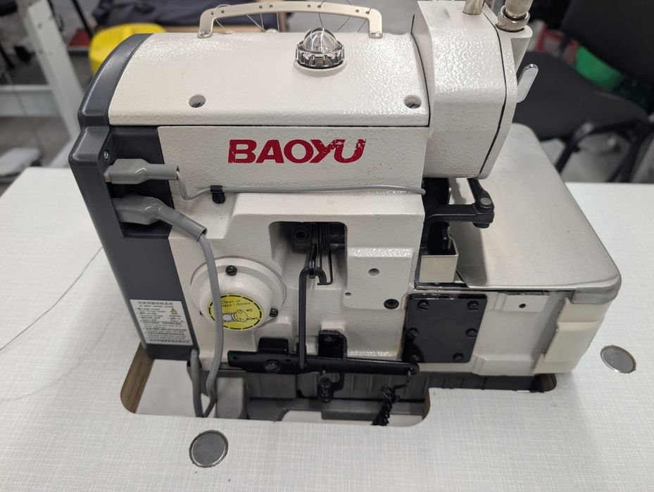 продам оверлок промисловий BAOYU  GT 7000