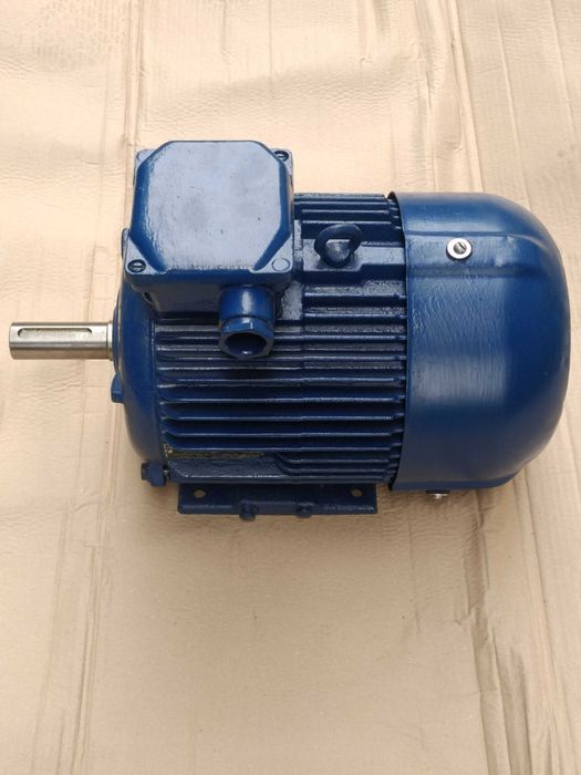 Електродвигун 3кВт/945об. електромотор