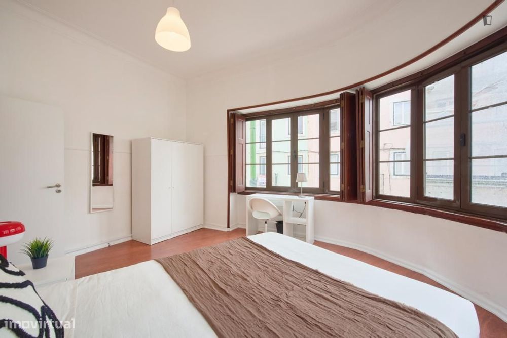 Quarto - localizado em Estrela Lisbon
