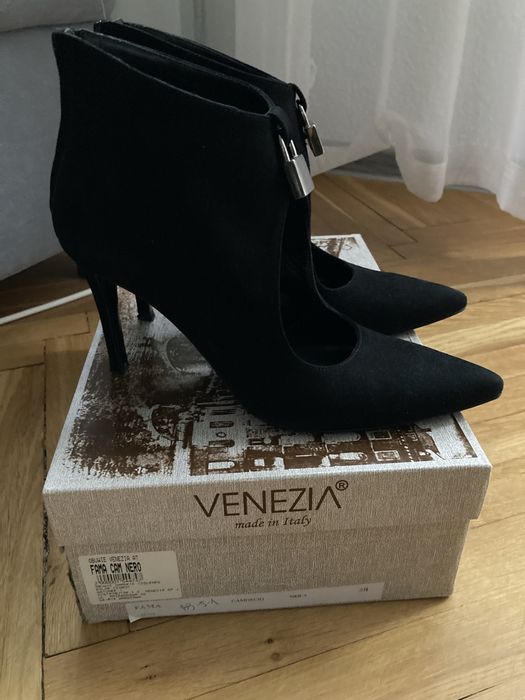 Czółenka na obcasie Venezia