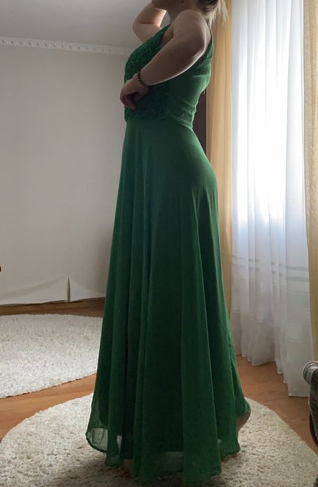 Сукня зеленого кольору