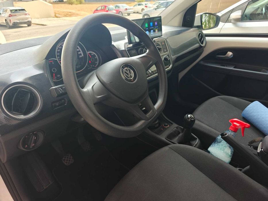 Volkswagen Up! 1.0 MPI 75cv Move | 2018 | Muito estimado — photo 5
