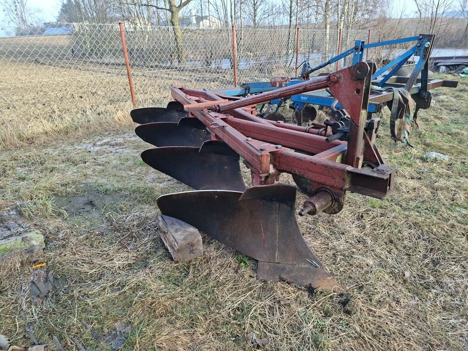 Pług 4 skibowy unia Grudziądz