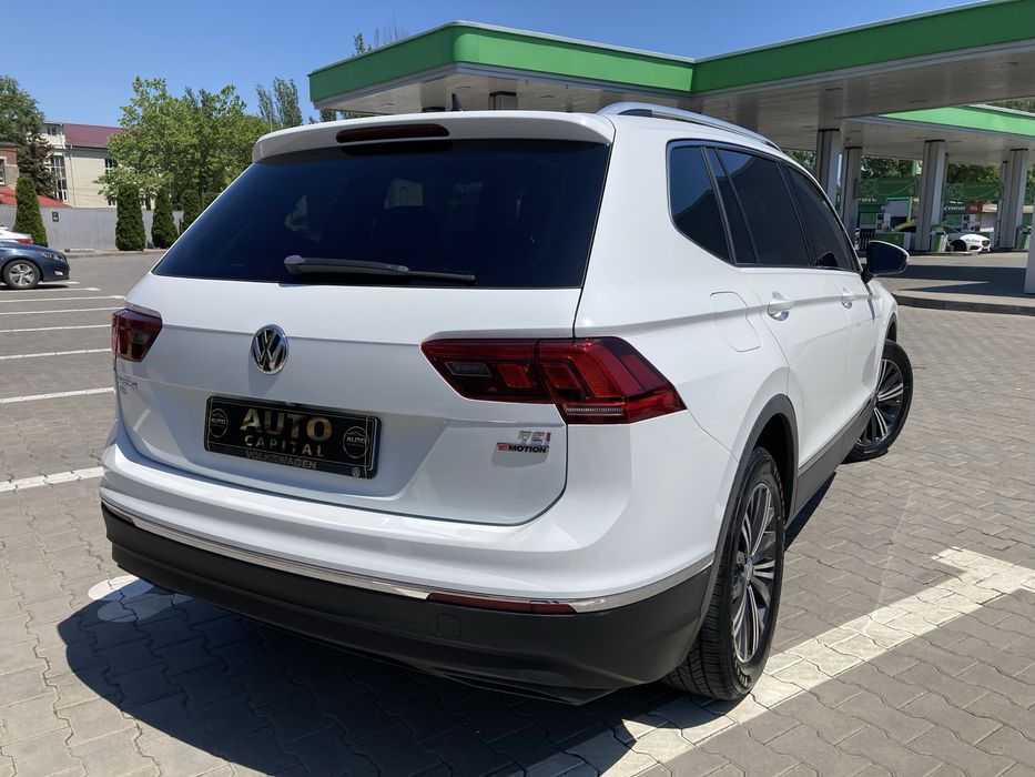 Volkswagen Tiguan SEL 4Motion 2017
