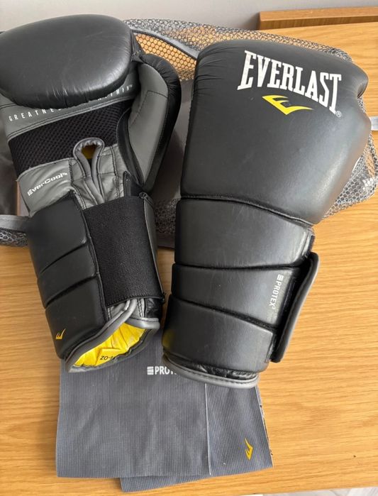 Перчатки Лапы Everlast, Reebok Combat, Pbs Pro, Punchfit, Rival Kwon