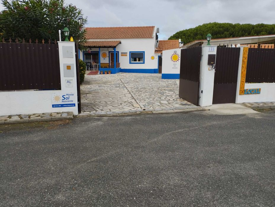 Alugo Natal  e a Empresas em trabalho