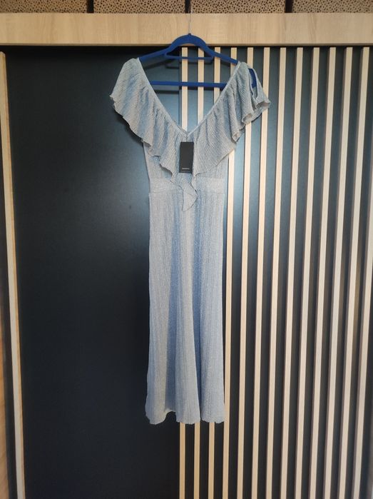 sukienka srebrna midi