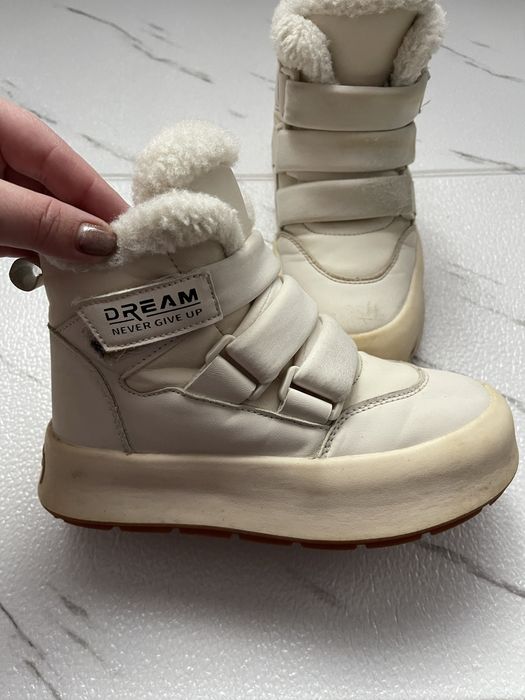Зимові чоботи для дівчинки