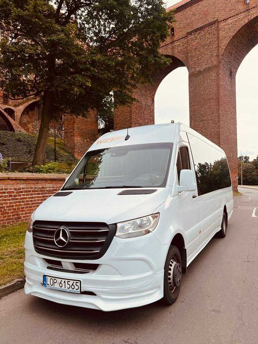 Przewóz osób, wyjazdy , wynajem busa Opole Lubelskie, Poniatowa !