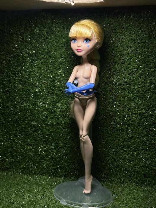 Thronecoming Blondie Lockes  Ever After High