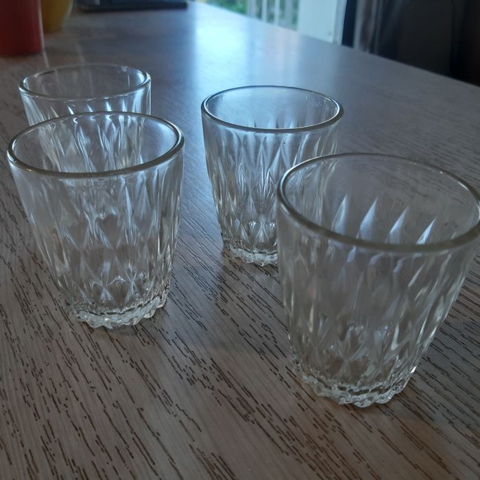 Рюмки хрусталь 5 шт