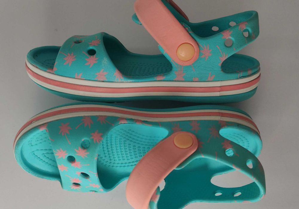Crocs Kids Sandal Pool С10 на 27 крокси Сандалі Босоніжки оригінал