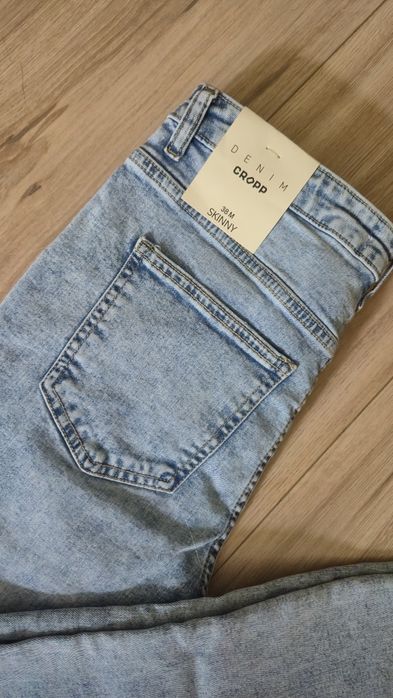 Spodnie jeans cropp M