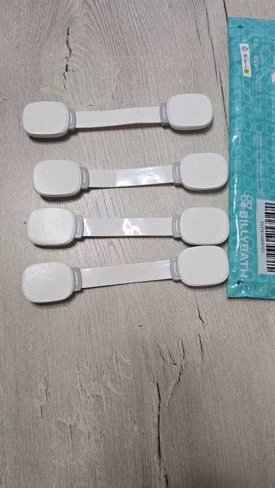 Zabezpieczenia do szafek BillyBath białe samoprzylepne 4 sztuk