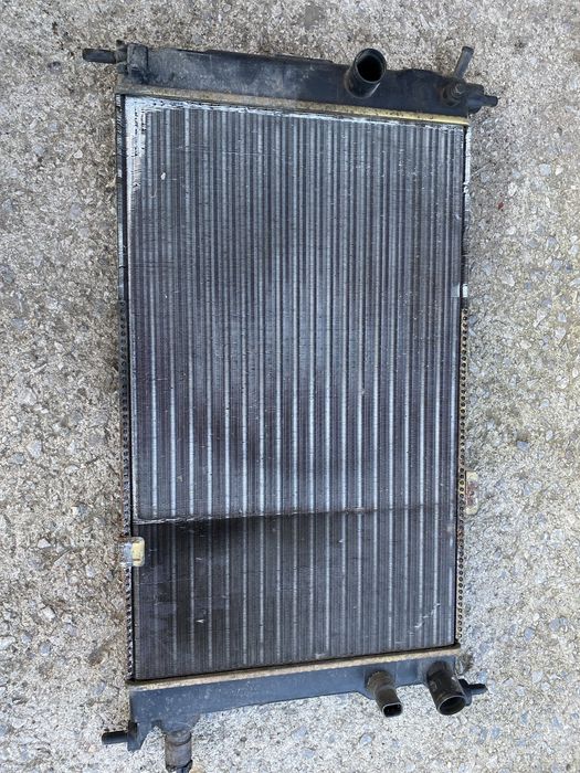 Opel Astra f 1 chlodnica wody plynu