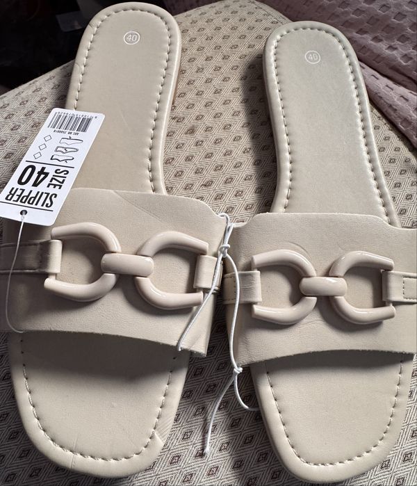 Klapki nowe 40 ok 26,5cm ekoskora