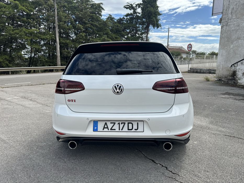 VW Golf 7 GTI Performance