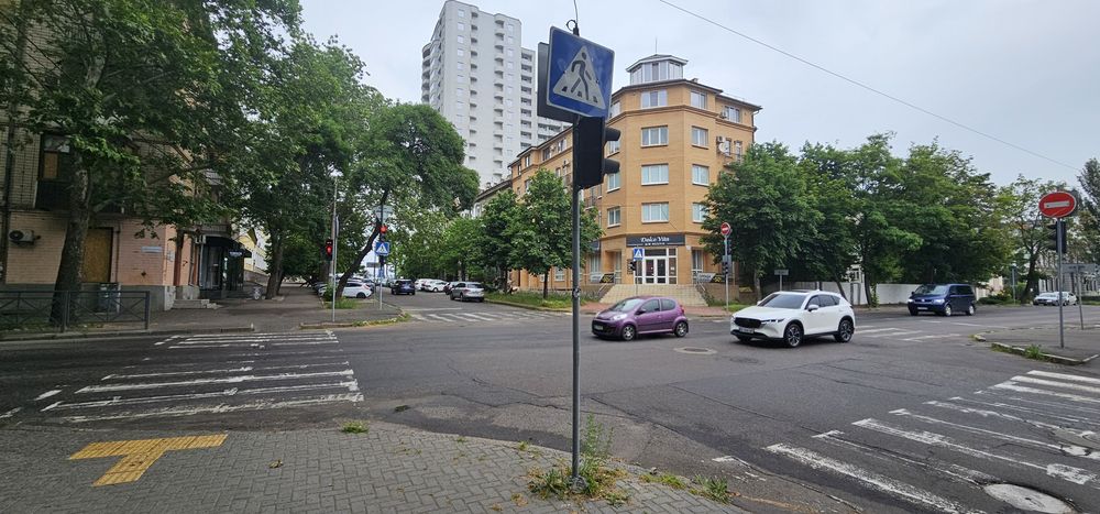 Здається в оренду Преміальне приміщення 240 кв.м в історичному центрі міста, вул.Вадима Благовісного, 62
