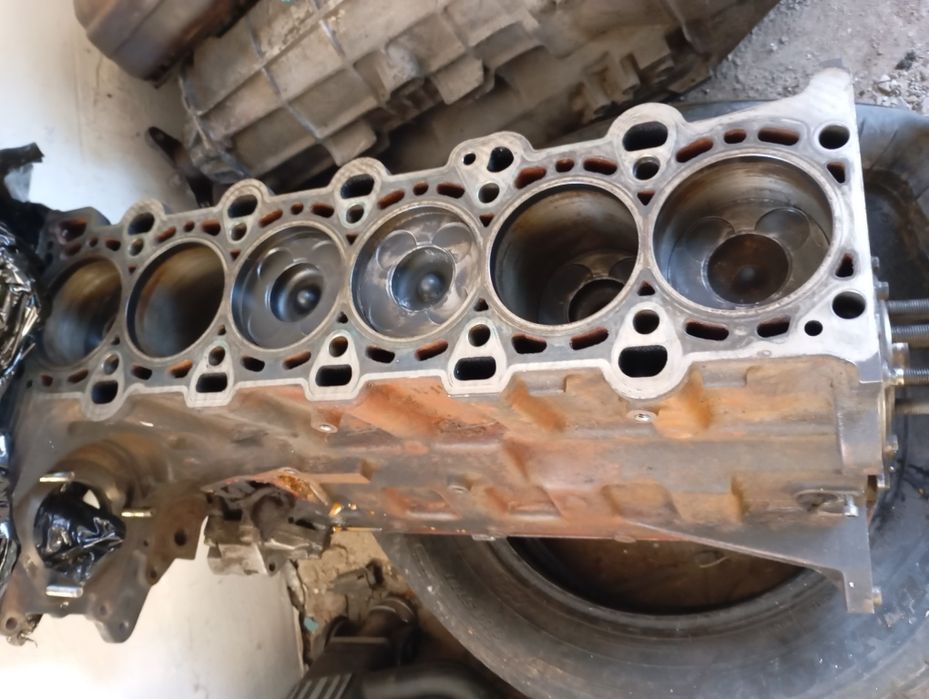 Блок двигуна мотор М57Д30 до рест