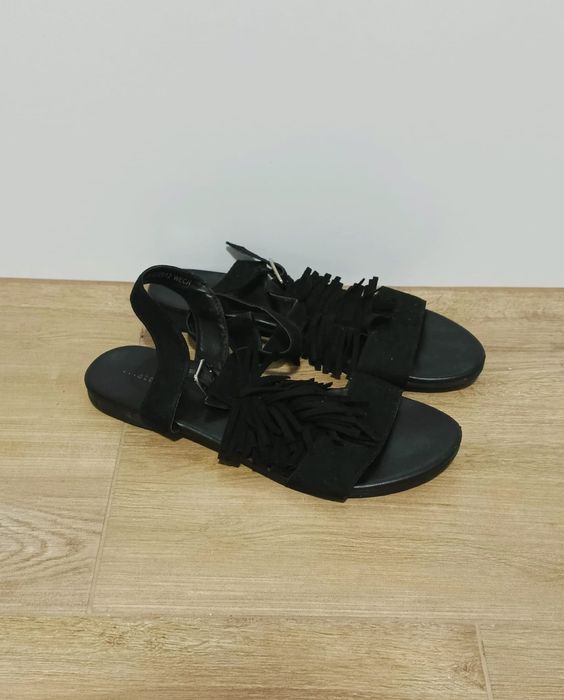 Sandały damskie Attitude 37