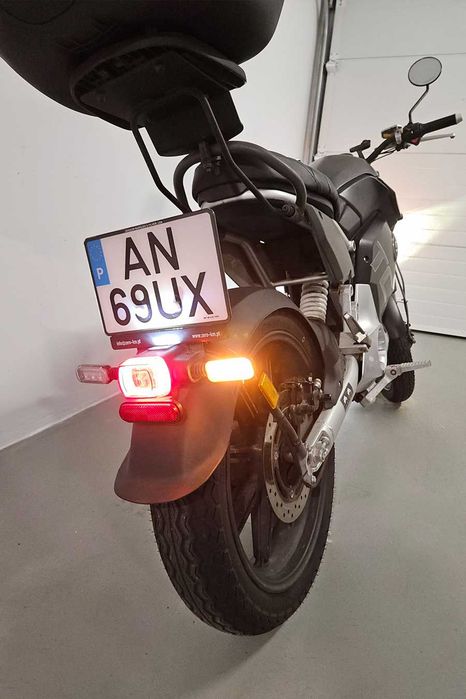 Mota Super Soco TC MAX 125cc 100% Elétrica
